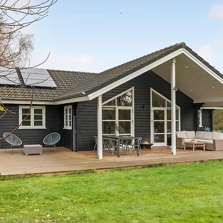 Feriehus Lovely In With Sauna Dannemare